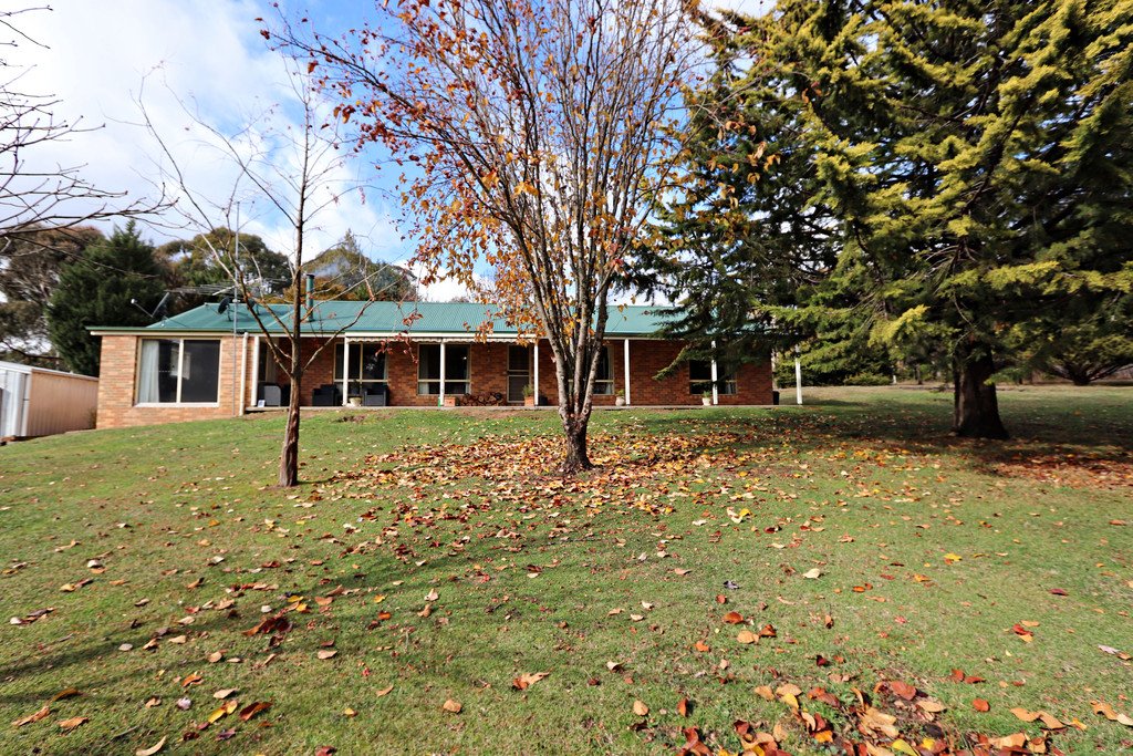 285 Elliott Way TUMBARUMBA 2