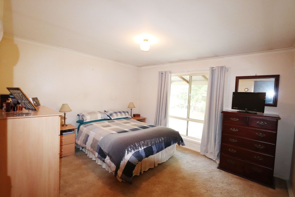 285 Elliott Way TUMBARUMBA 9