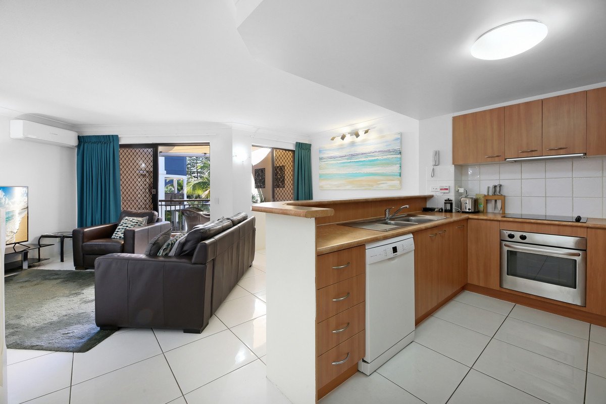 28/5 Fourth Avenue Burleigh Heads 5