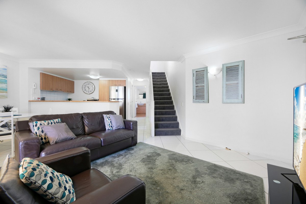 28/5 Fourth Avenue Burleigh Heads 6
