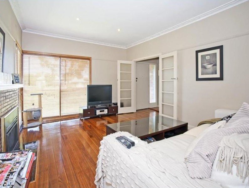 Gallery: 285 McKillop Street