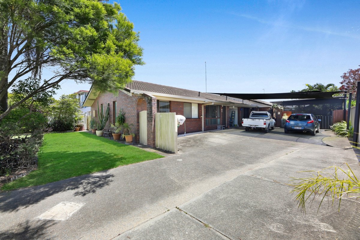 2/85 Mountain View Avenue Miami 18