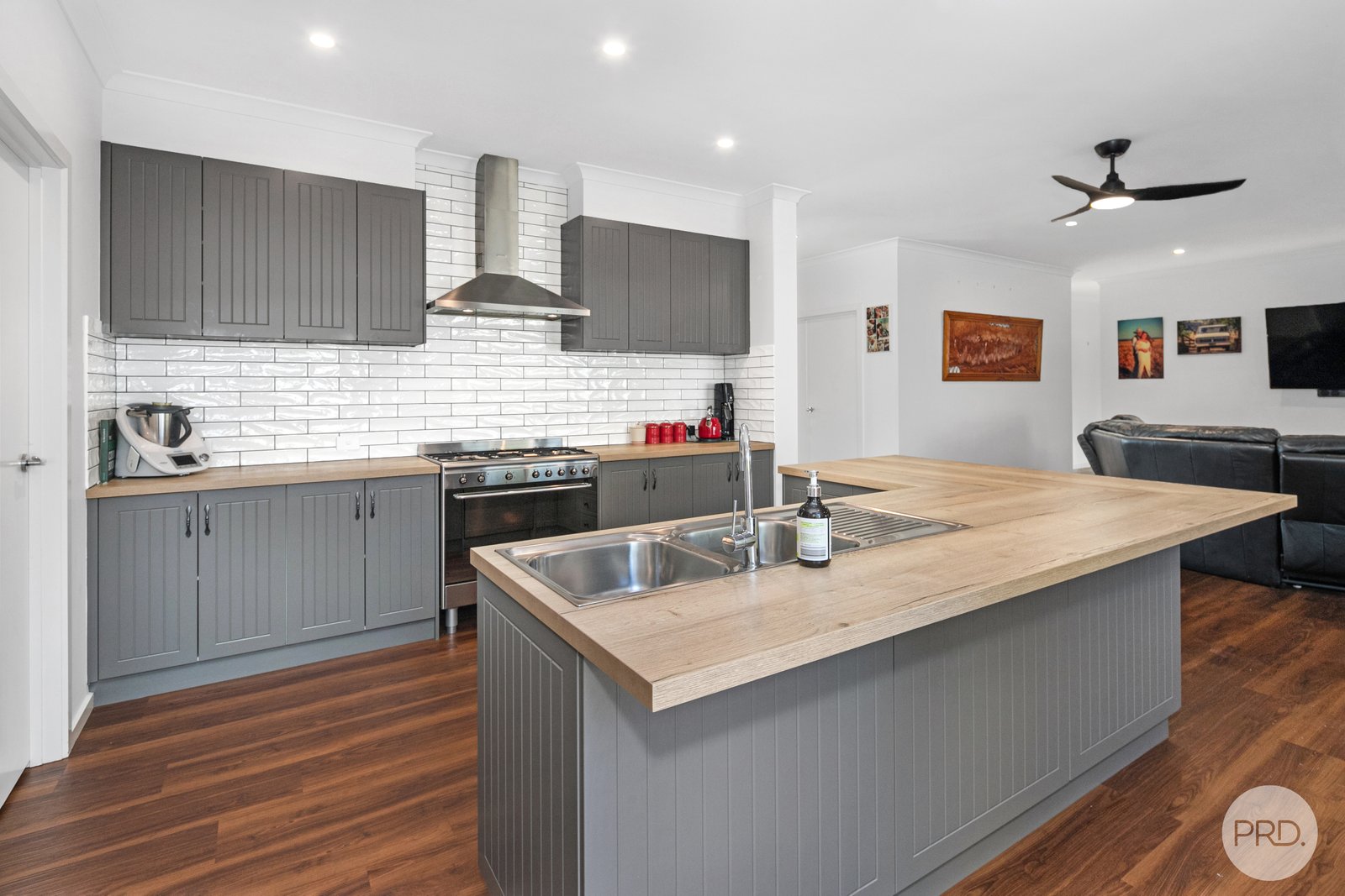 285 Tantaus Road DEREEL 3