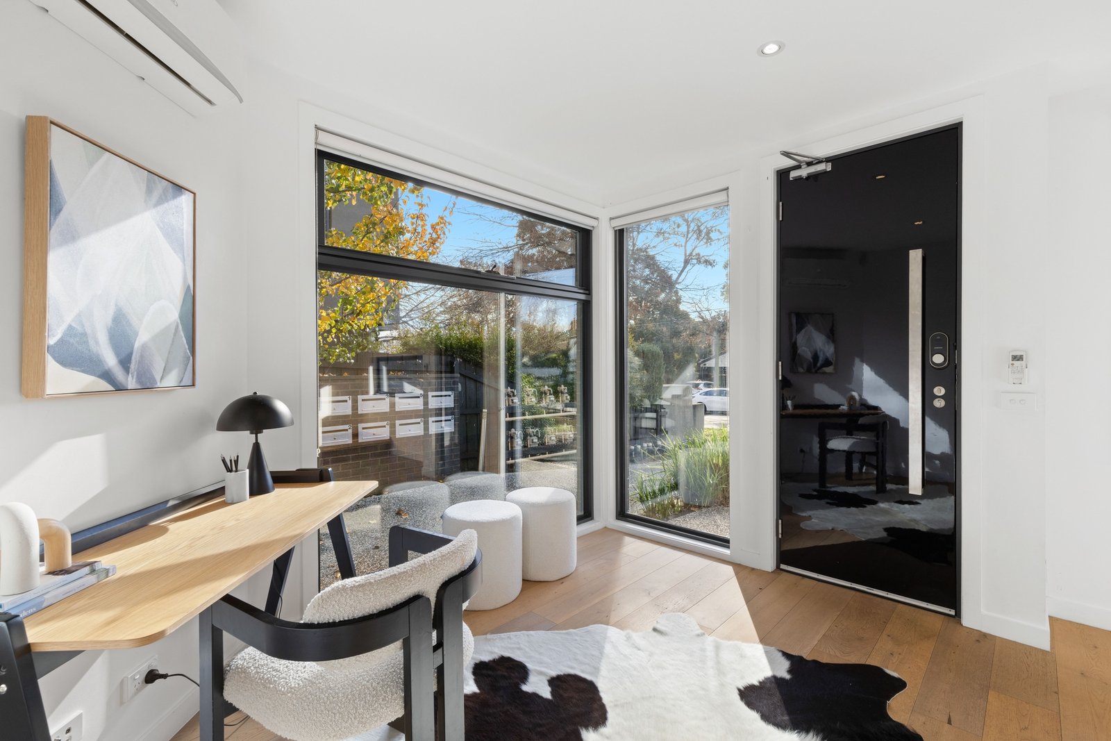 Gallery: 2/85 Thames Street