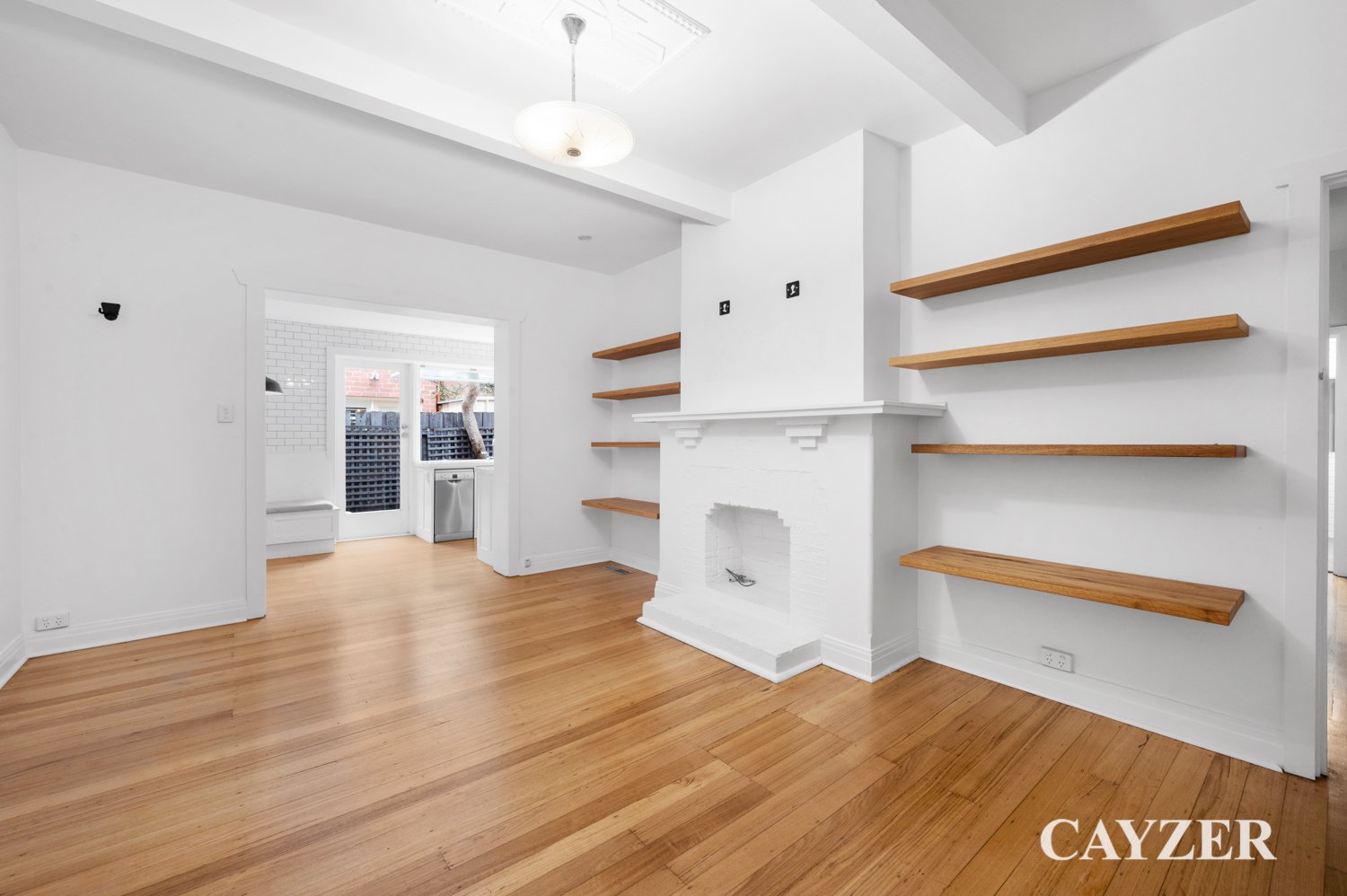 Gallery: 2/85 Westbury Street