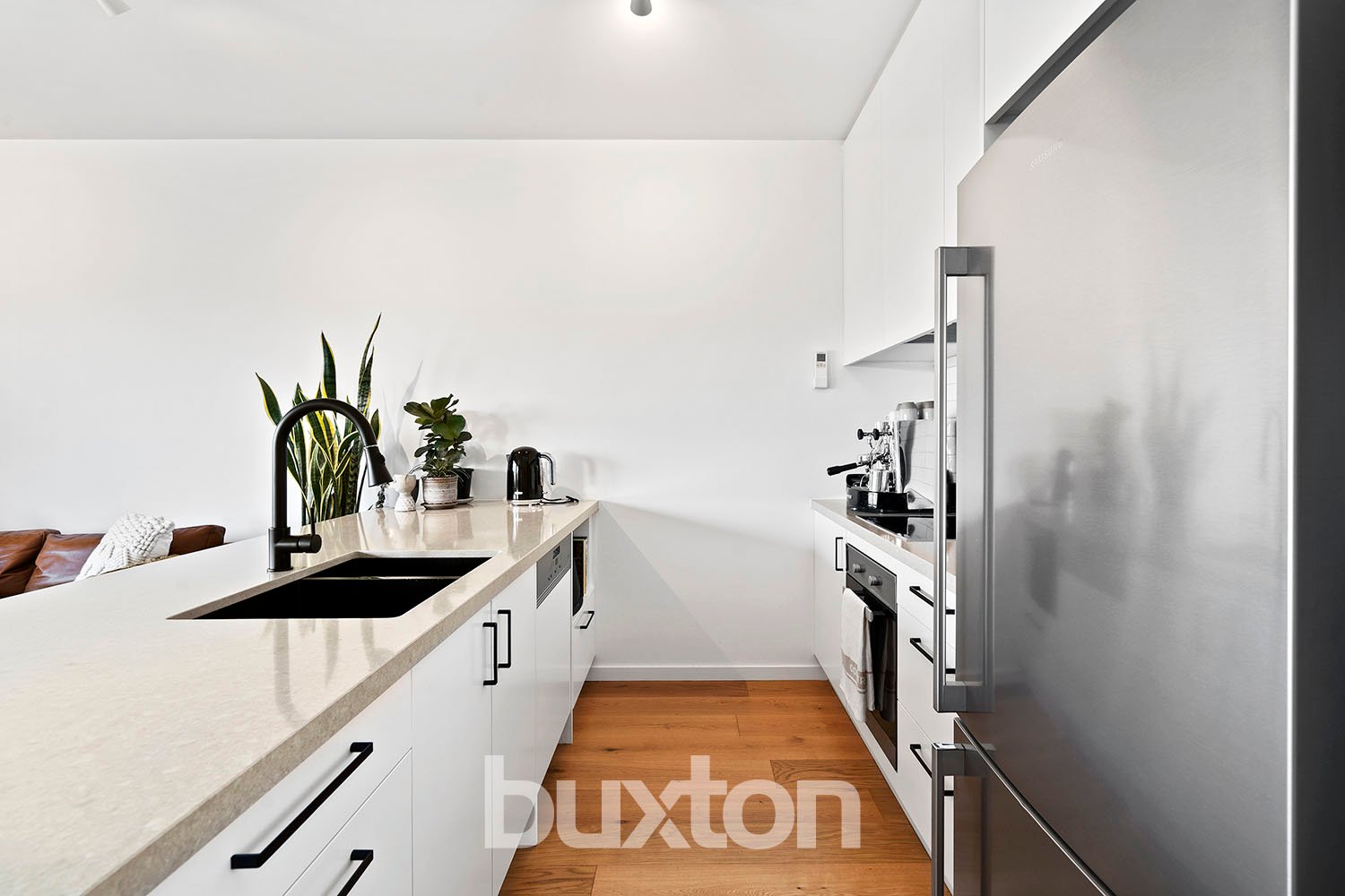 Gallery: 2/86 Charman Road