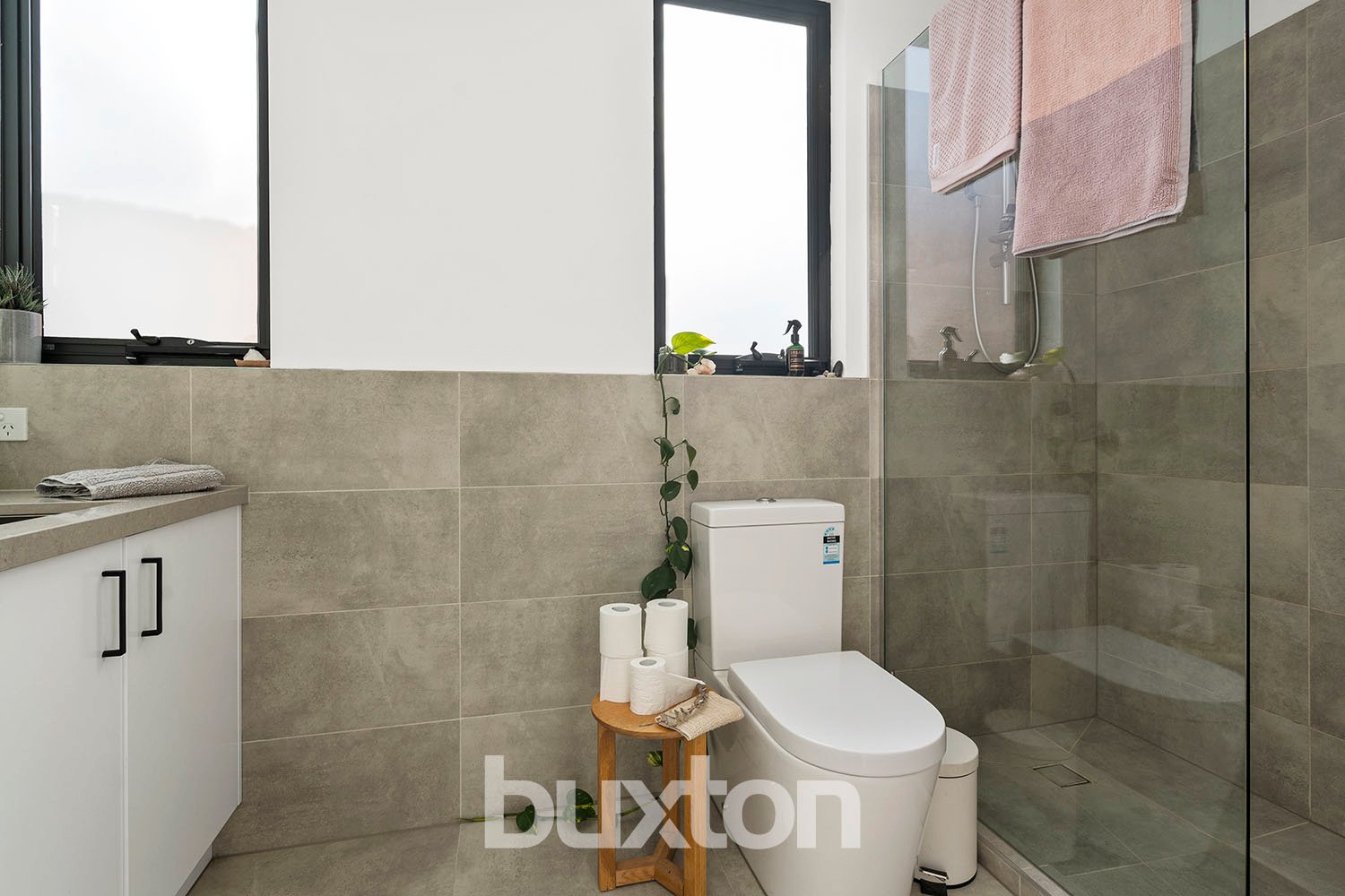 Gallery: 2/86 Charman Road