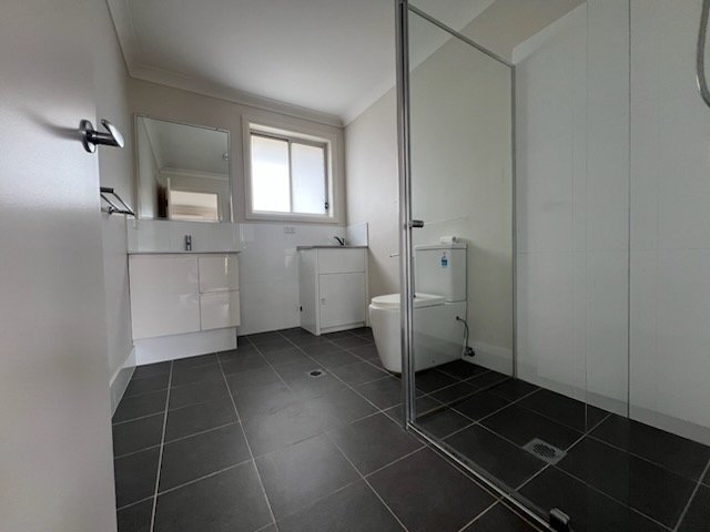 2/86 Marathon Street TAMWORTH 2