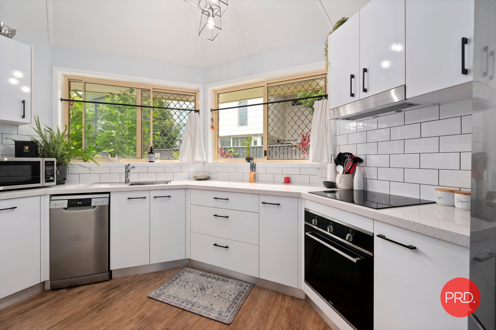 2/86 Park Beach Road COFFS HARBOUR 6