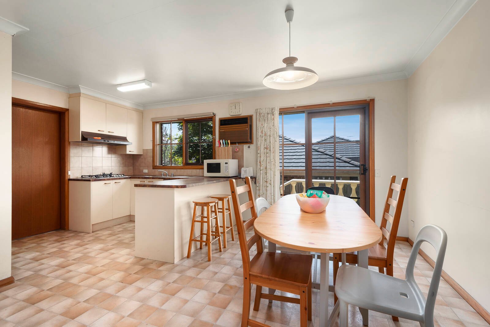 Real Estate and Property in 2/861 Station St, Box Hill North, VIC