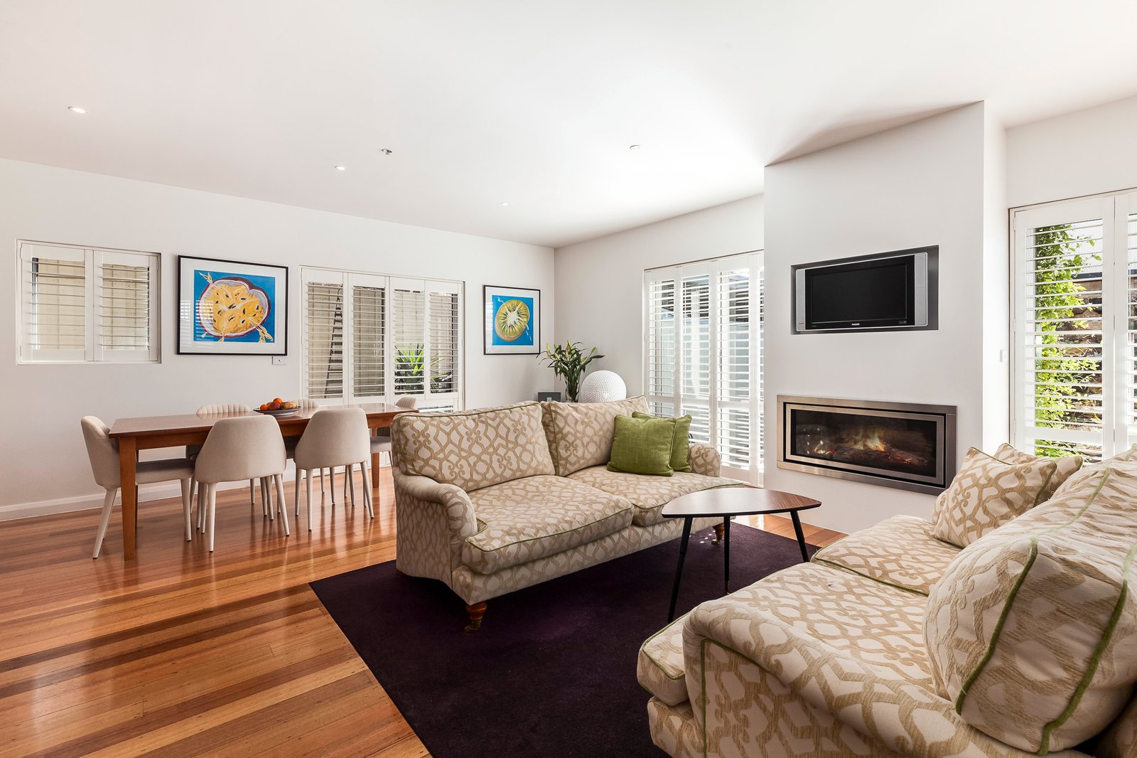 Gallery: 2/86a Marine Parade