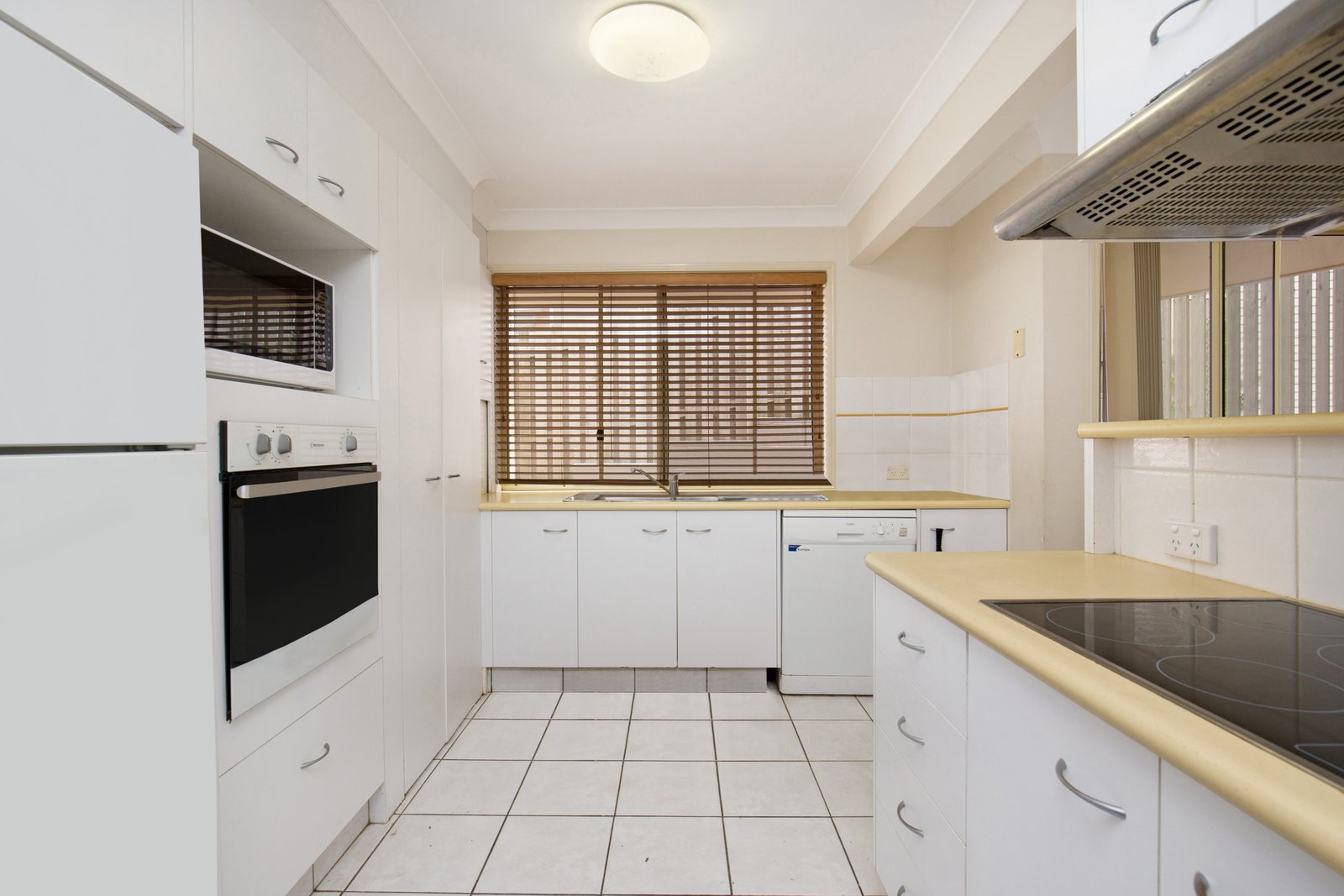 2/87 Kingscliff Street KINGSCLIFF 3
