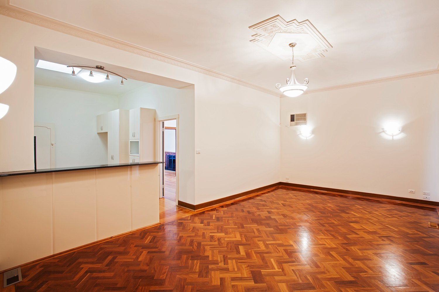 Gallery: 287 McKinnon Road