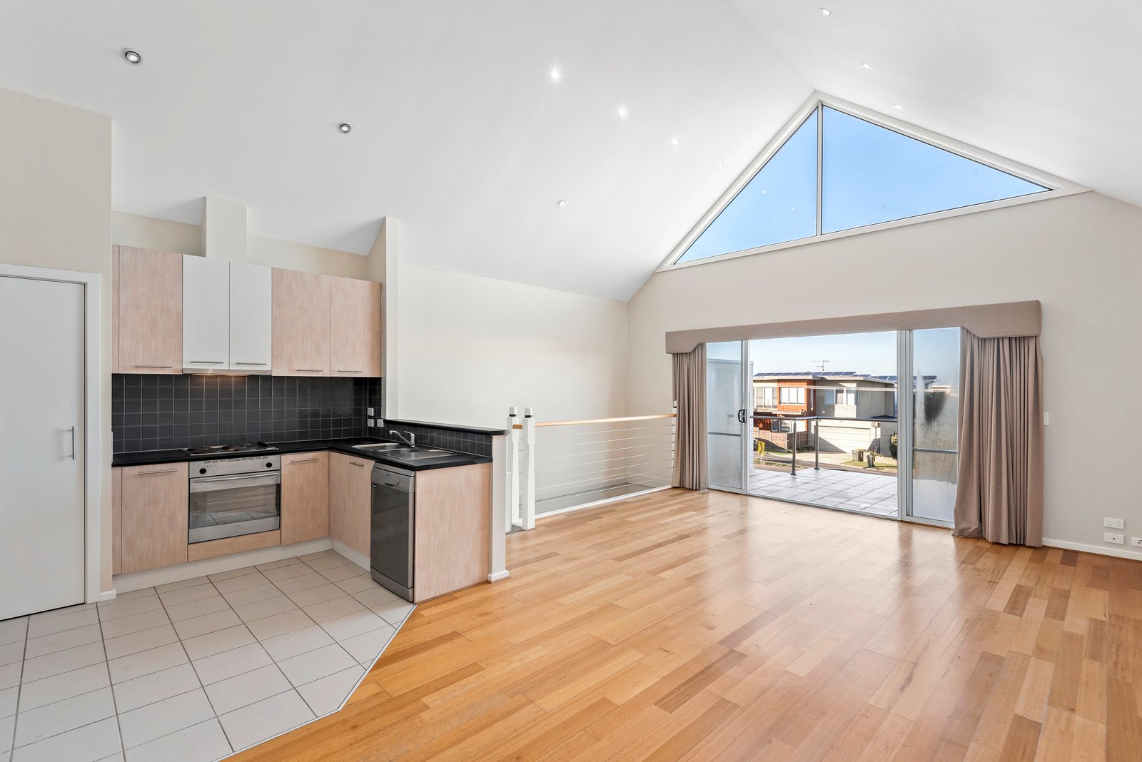 Real Estate and Property in 2/87 Orton Street, Ocean Grove, VIC