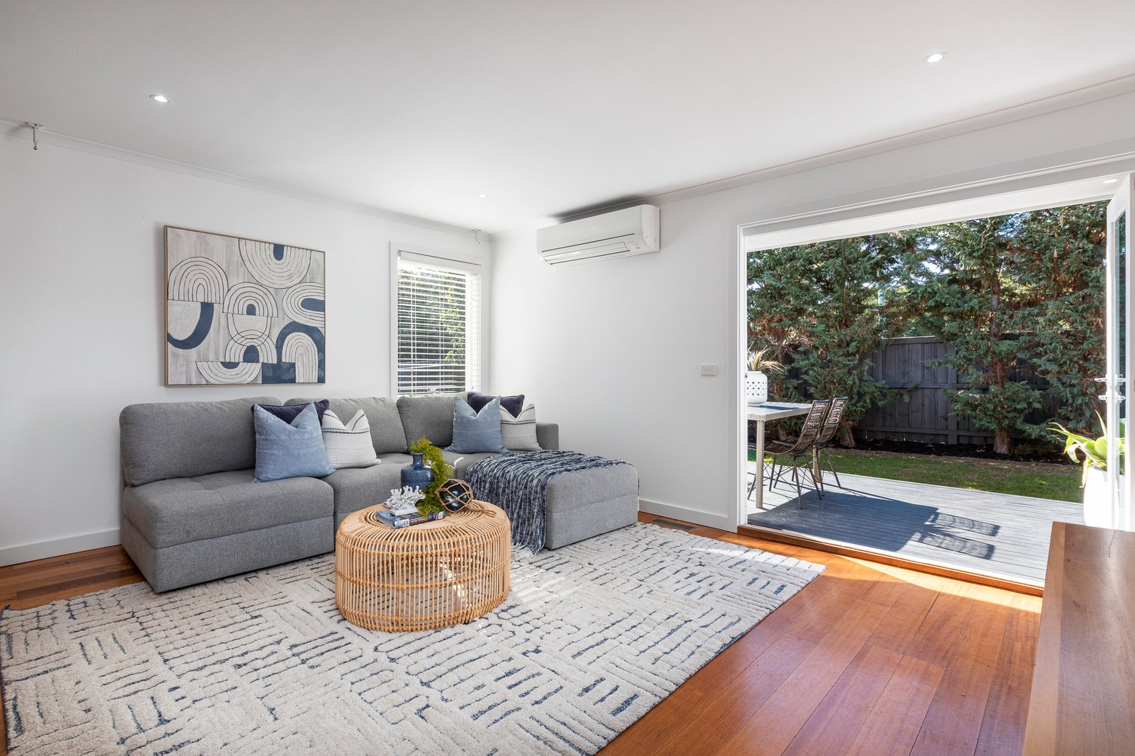Gallery: 2/87 Thomas Street