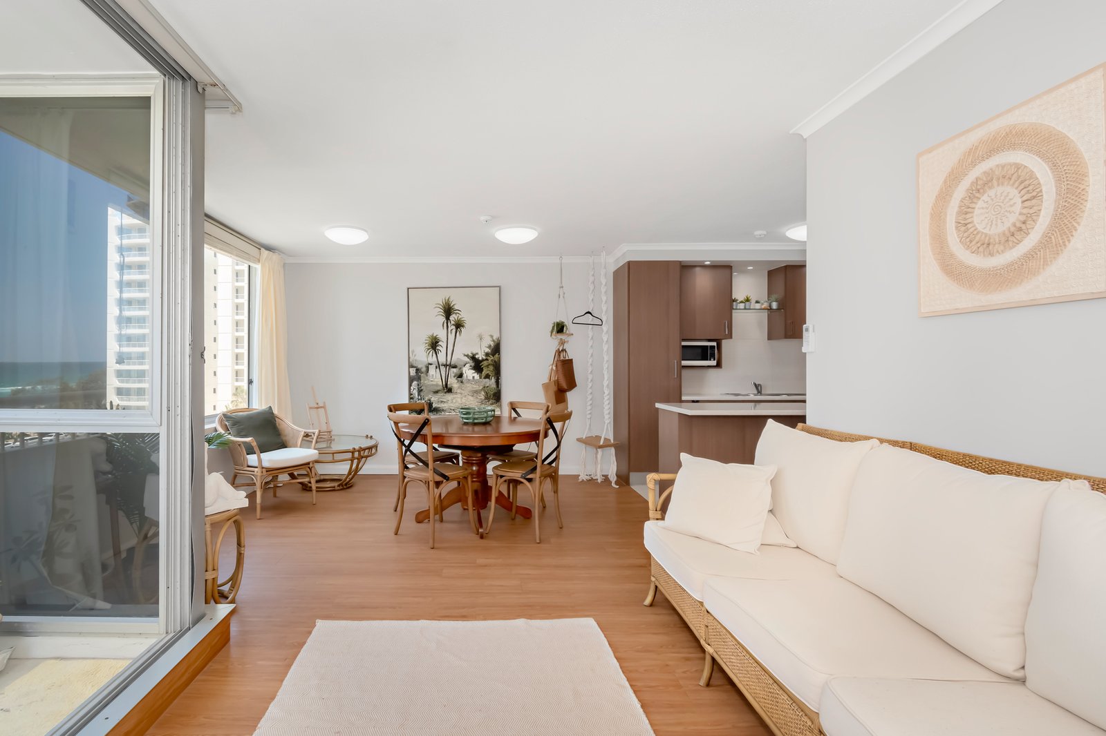 28/7 View Avenue SURFERS PARADISE 3