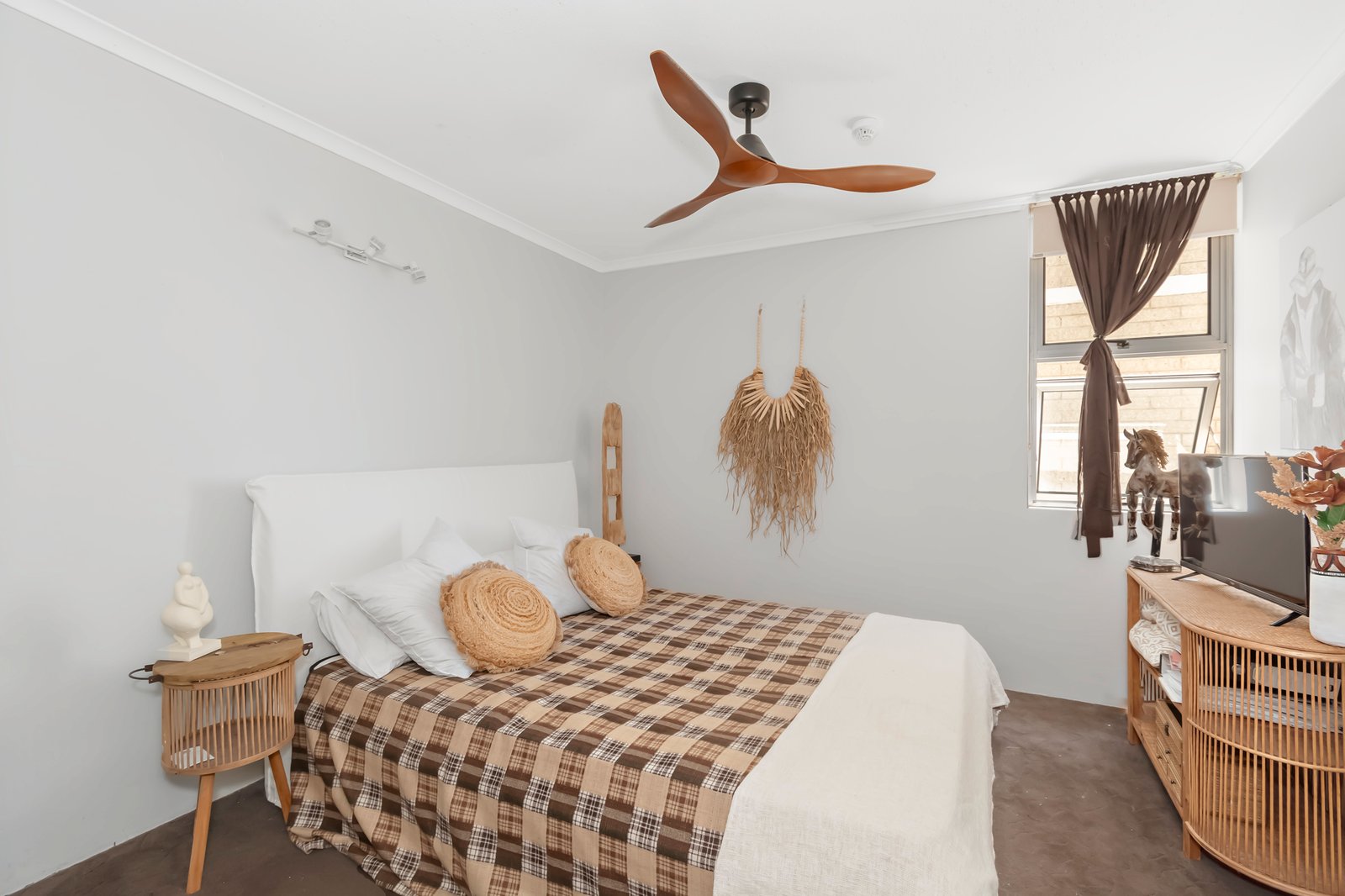 28/7 View Avenue SURFERS PARADISE 6
