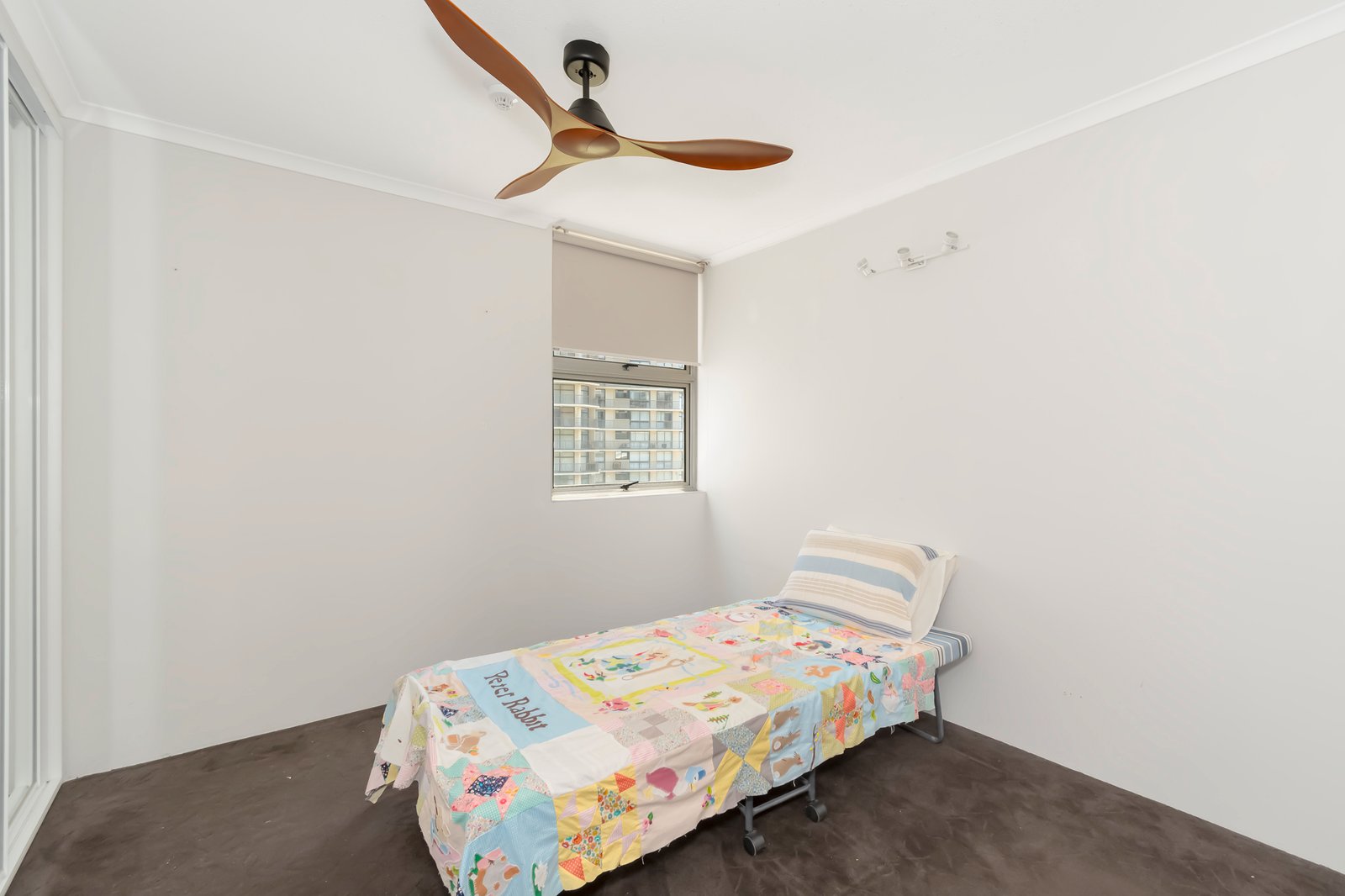 28/7 View Avenue SURFERS PARADISE 7