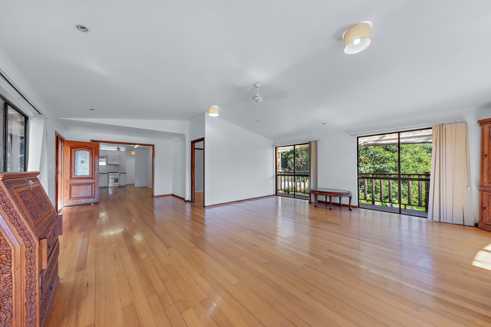 2870 Shute Harbour Road FLAMETREE 4