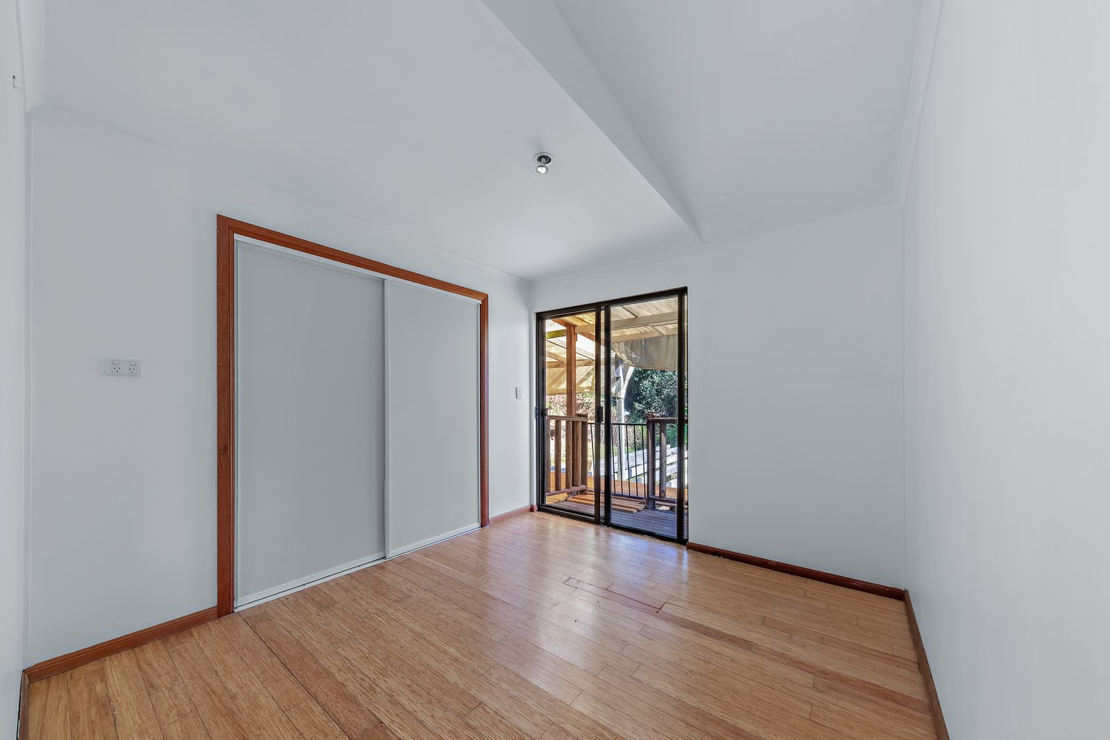 2870 Shute Harbour Road FLAMETREE 10