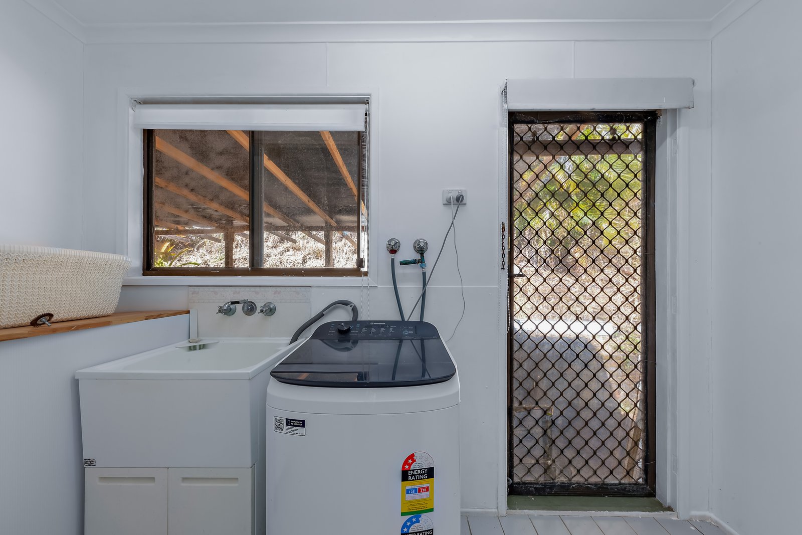 2870 Shute Harbour Road FLAMETREE 11