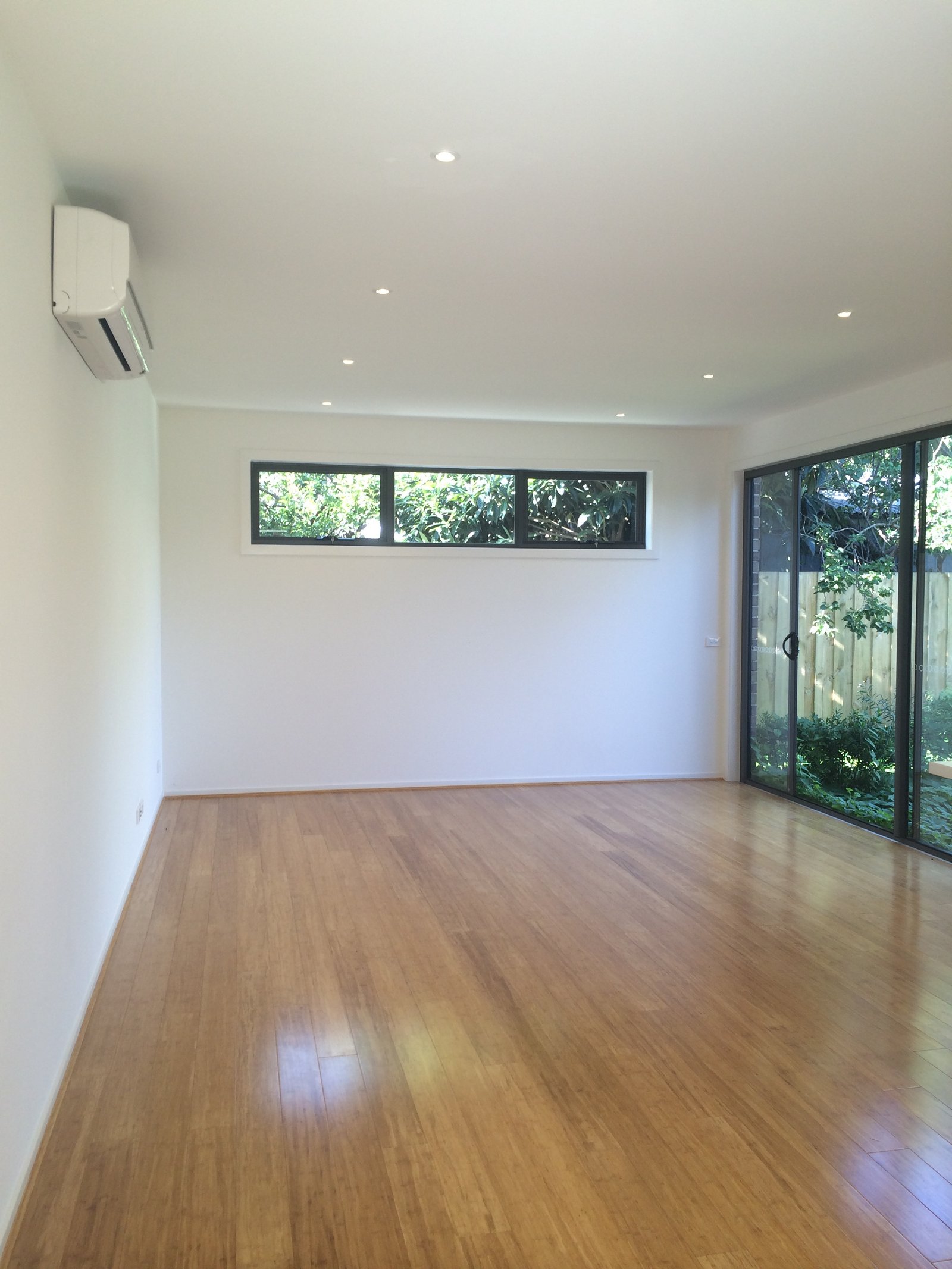 Gallery: 2/88-90 Mc Mahons Road