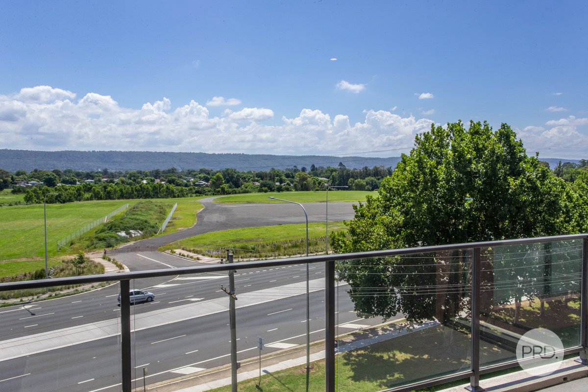 28/8 John Tipping Grove PENRITH 7