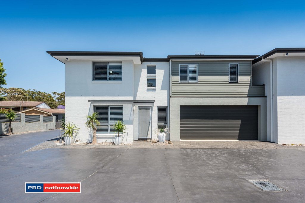 2/88 Tomaree Road SHOAL BAY 2