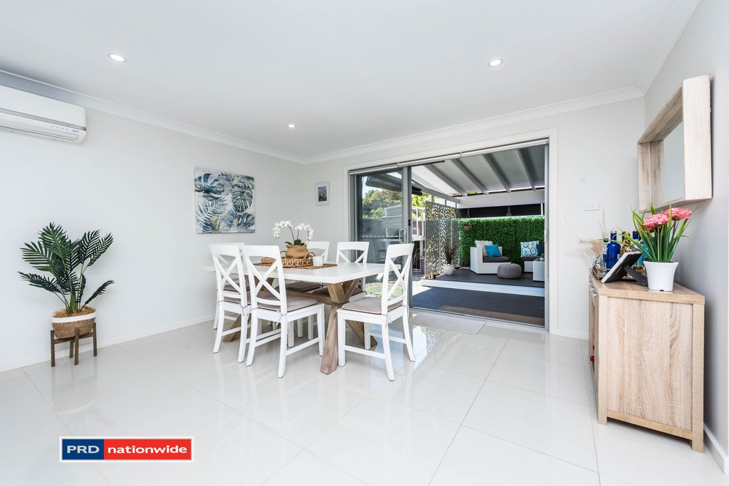 2/88 Tomaree Road SHOAL BAY 12