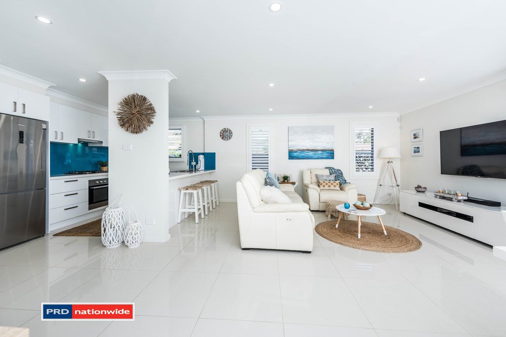 2/88 Tomaree Road SHOAL BAY 13