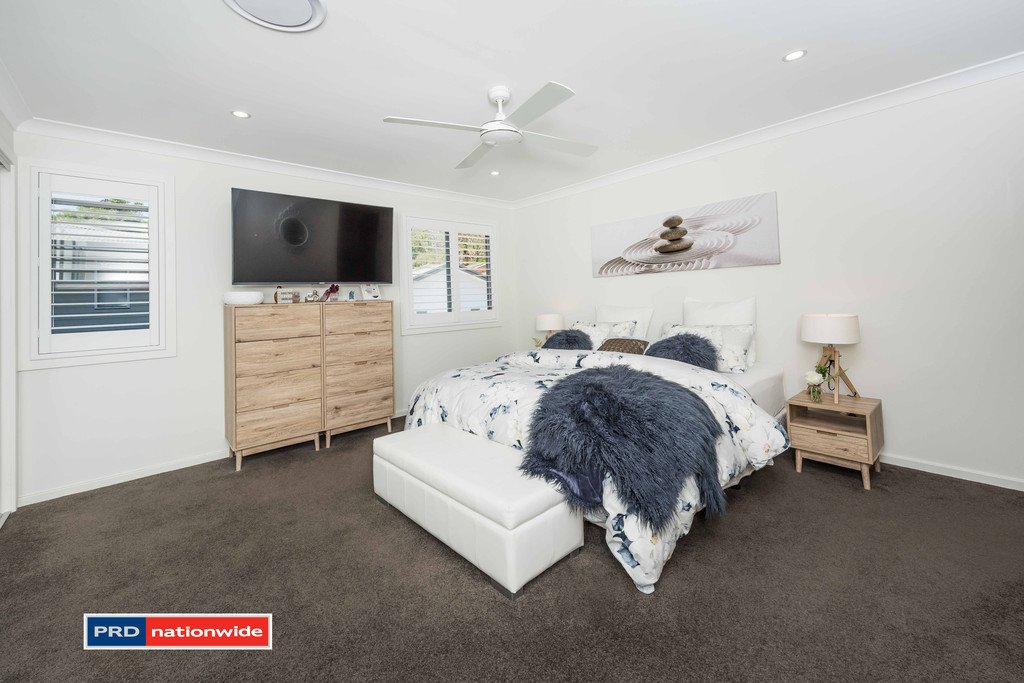 2/88 Tomaree Road SHOAL BAY 16