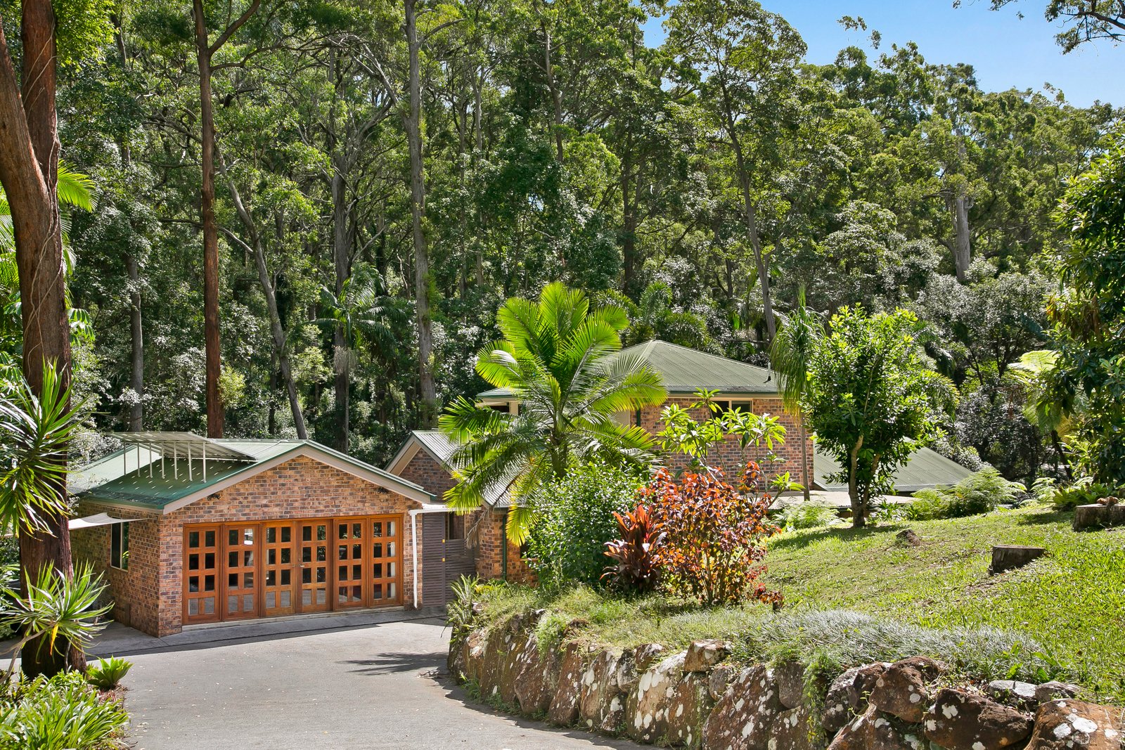 288 Trees Road TALLEBUDGERA 1