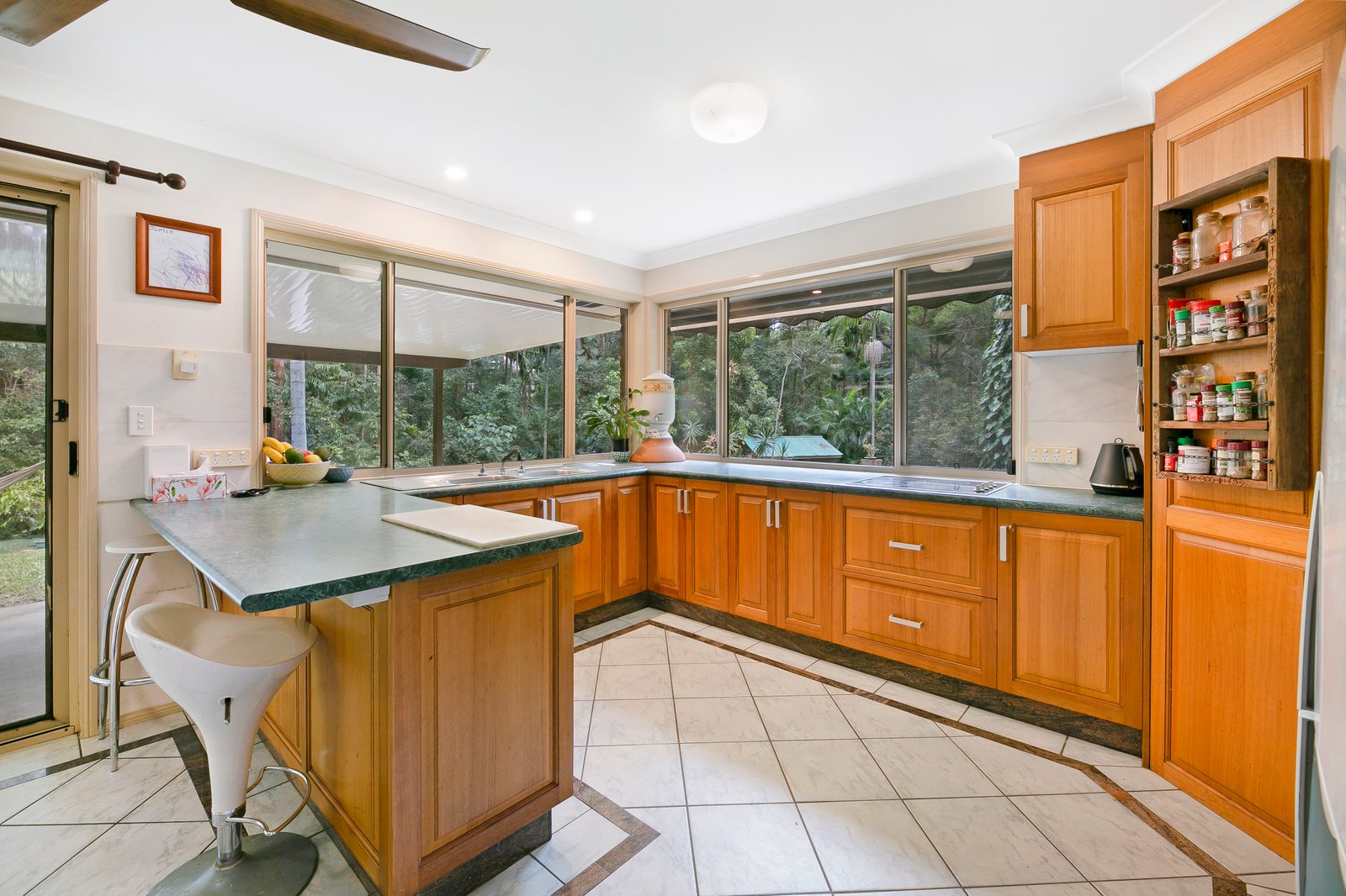288 Trees Road TALLEBUDGERA 11