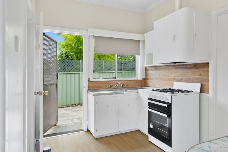 Gallery: 288A Humffray Street North