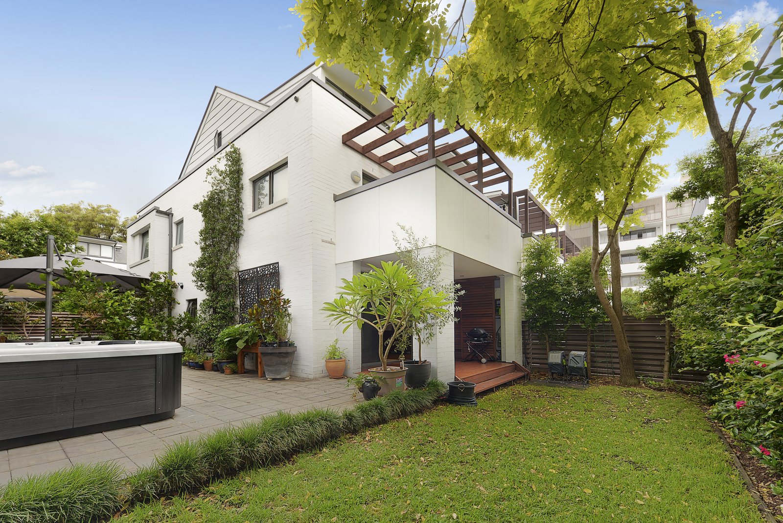 28/9-19 Myrtle Street BOTANY 5