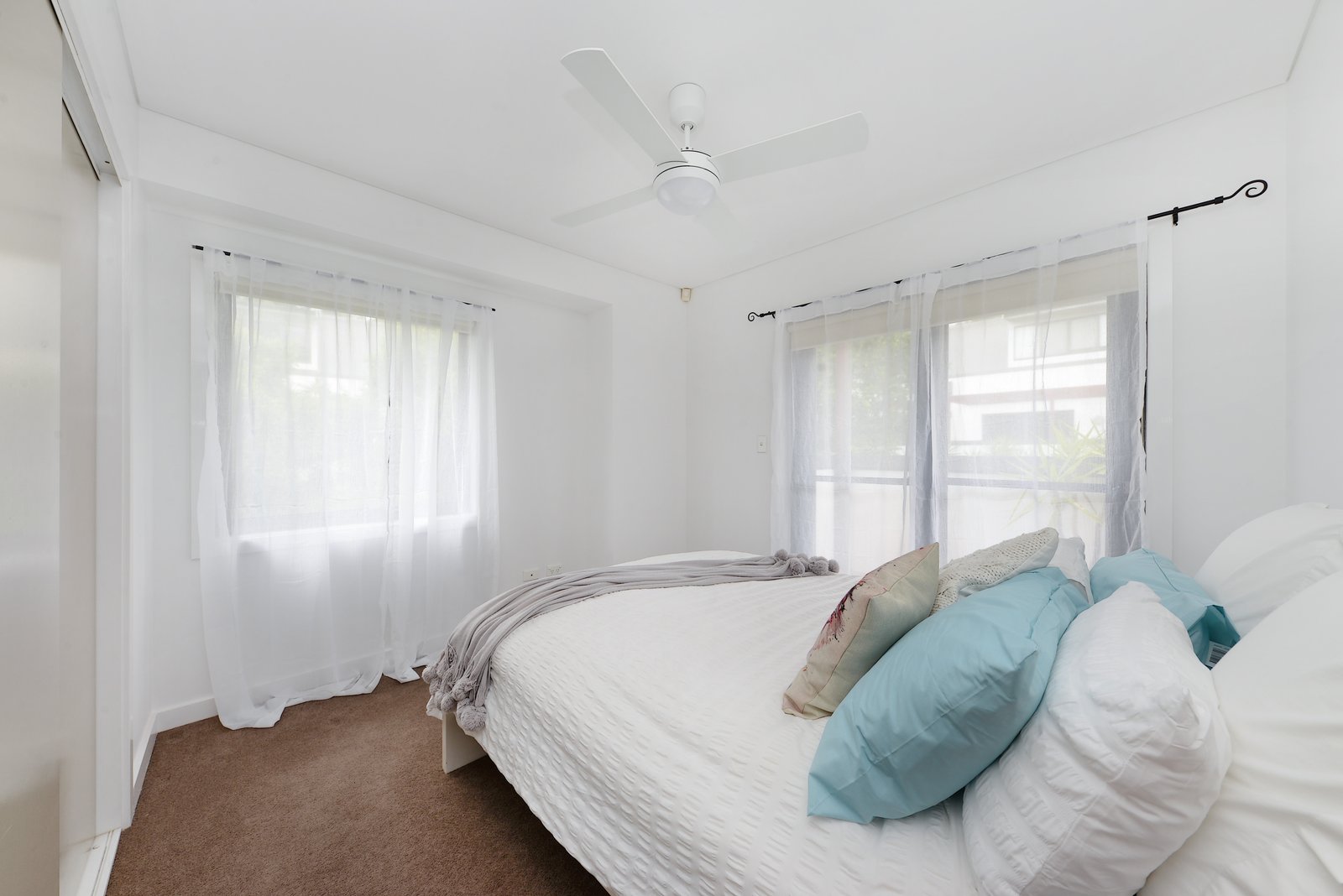 28/9-19 Myrtle Street BOTANY 13