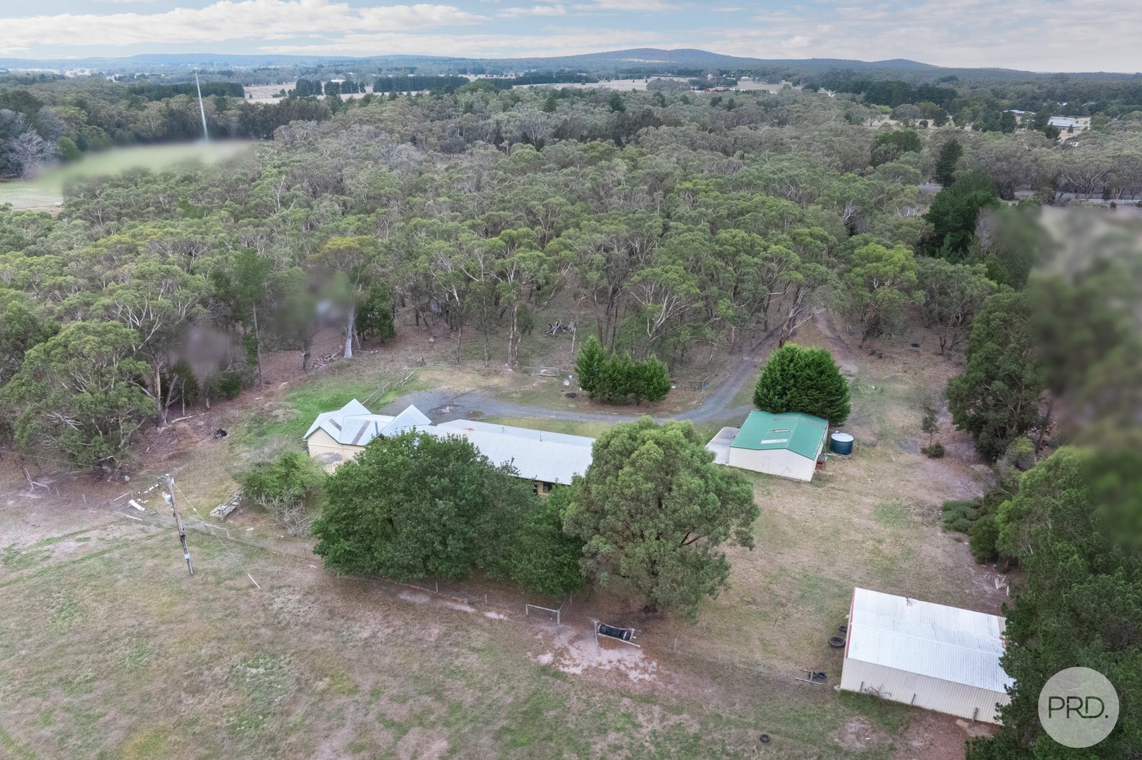 289 Clarendon-Lal Lal Road LAL LAL 12