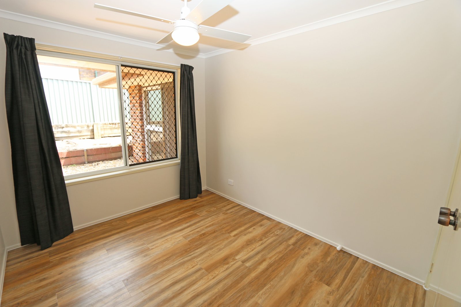 2/89 Corunna Crescent ASHMORE 11