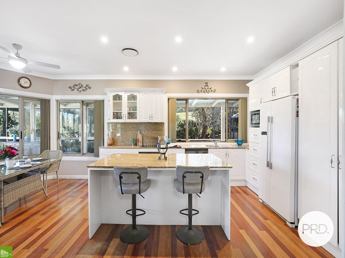 289 Sheaffes Road DOMBARTON 5
