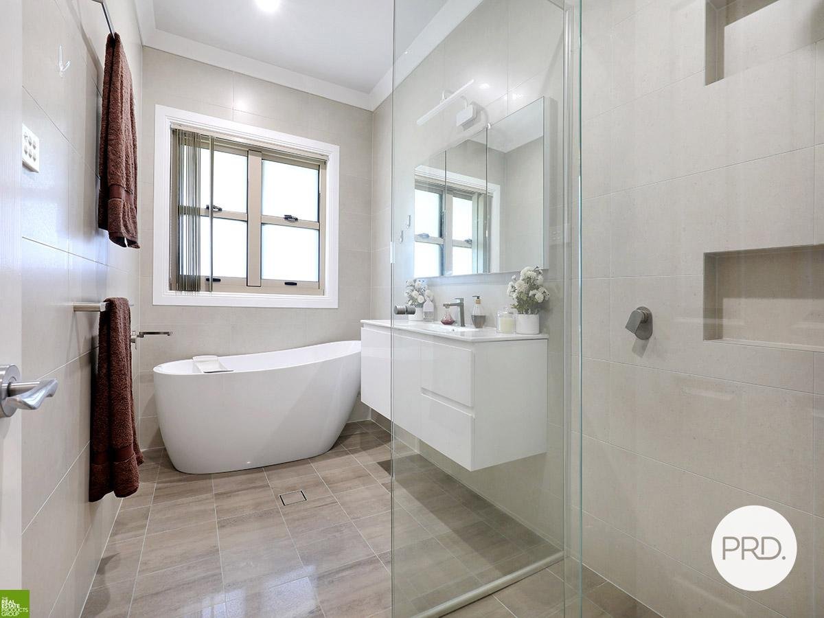 289 Sheaffes Road DOMBARTON 9