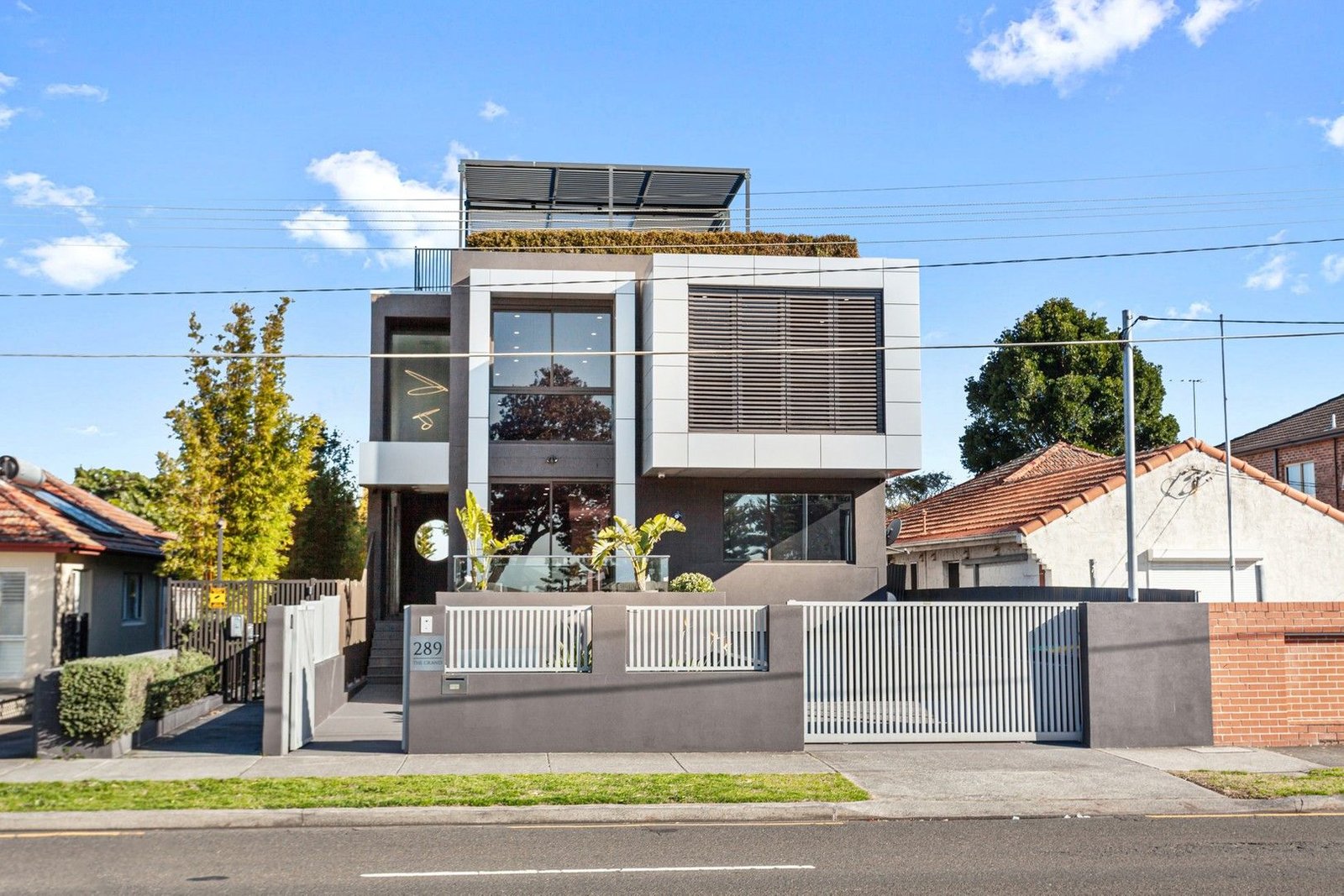 289 The Grand Parade SANS SOUCI 1