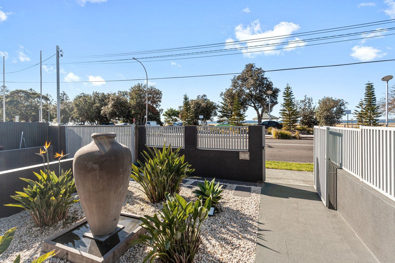 289 The Grand Parade SANS SOUCI 9