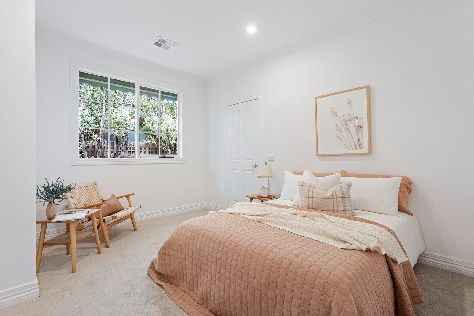 Real Estate and Property in 2/89 Wheatley Road, Mckinnon, VIC