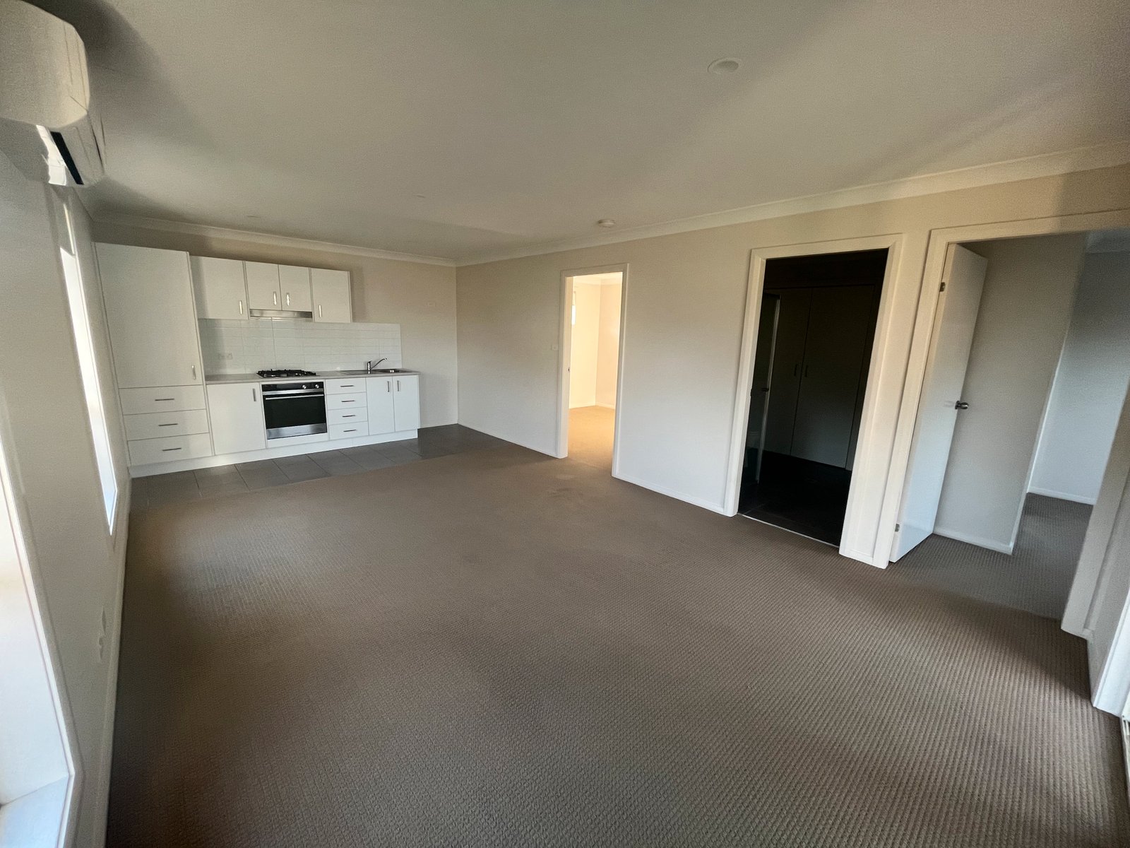 28a Eagle Avenue TAMWORTH 5