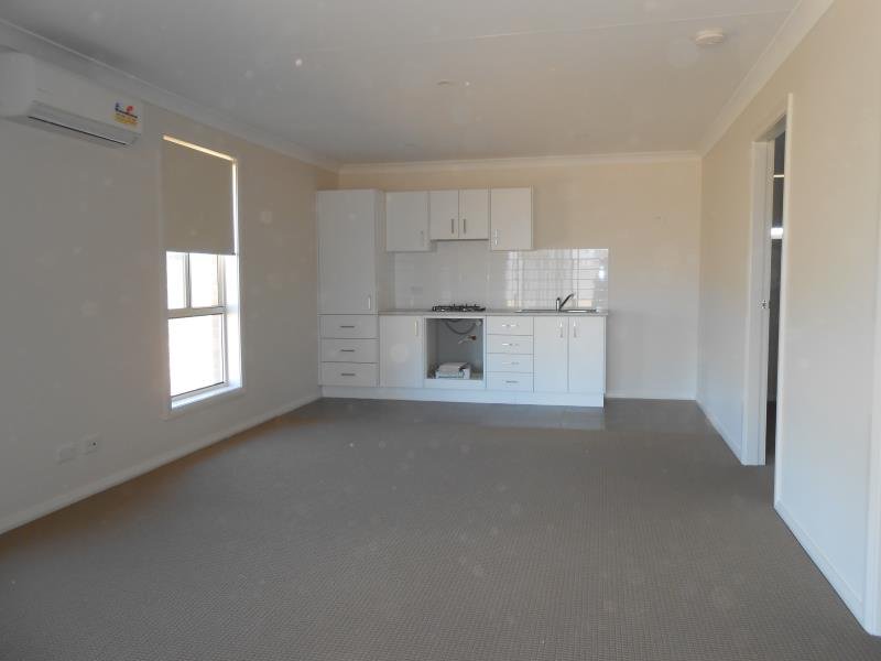 28a Eagle Avenue TAMWORTH 2