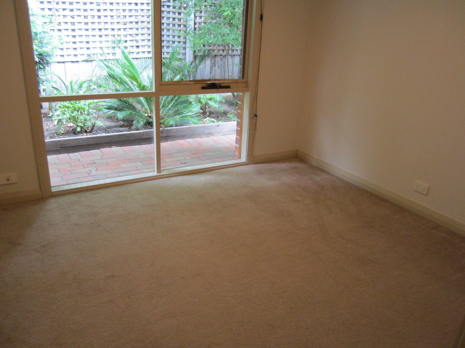 Gallery: 28A James Crescent