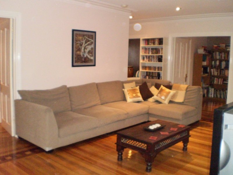 Gallery: 28A Stanger Street