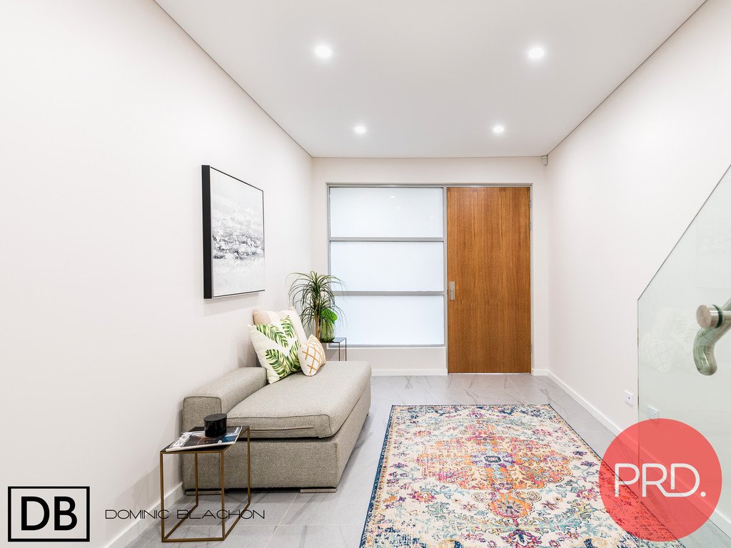 28b Alliance Ave  REVESBY 2