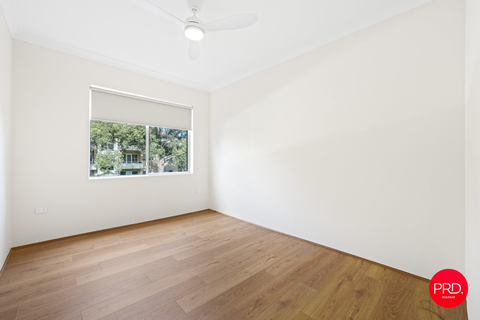 2/9-11 English Street KOGARAH 3