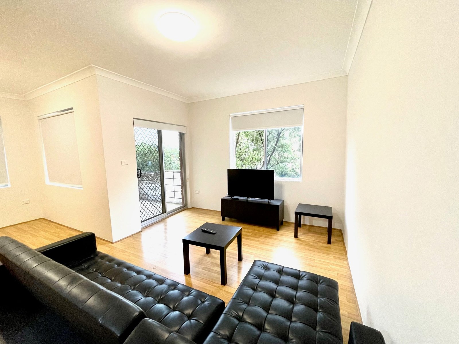 2/9-11 English Street KOGARAH 3